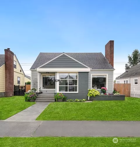 1916 3rd St, Marysville, WA 98270