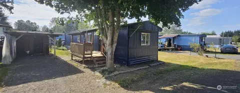 316 W 2nd St #2, Onalaska, WA 98570