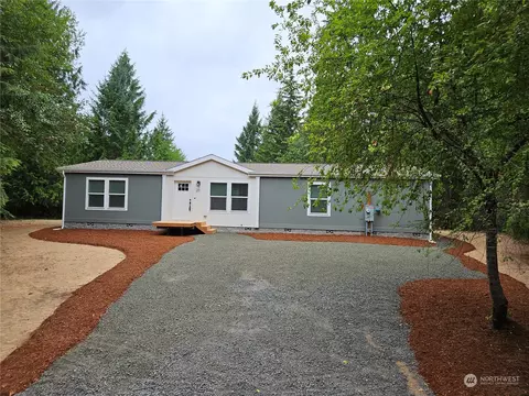 20 E Olyview Pl, Grapeview, WA 98546