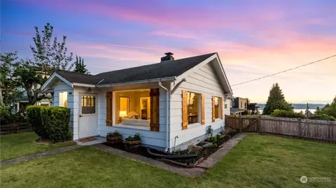 1523 2nd St, Kirkland, WA 98033