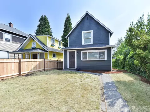 947 S Ainsworth Ave, Tacoma, WA 98405