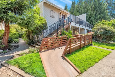 12004 Slater Ave NE #F6, Kirkland, WA 98034