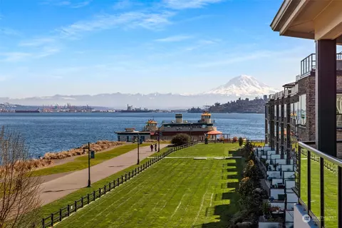4961 Main St #302, Tacoma, WA 98407
