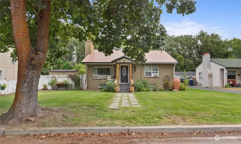 211 Paton St, Cashmere, WA 98815