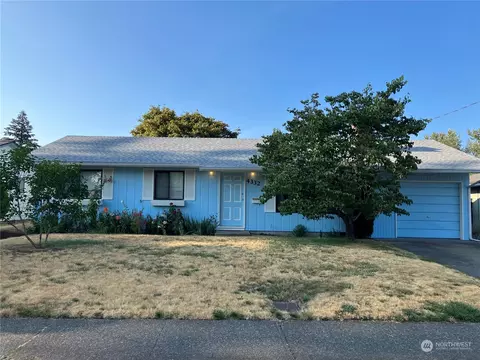 4332 NE 10th St, Renton, WA 98059