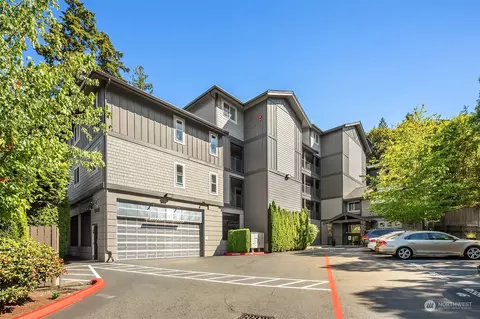 18609 SE Newport Way #406, Issaquah, WA 98027