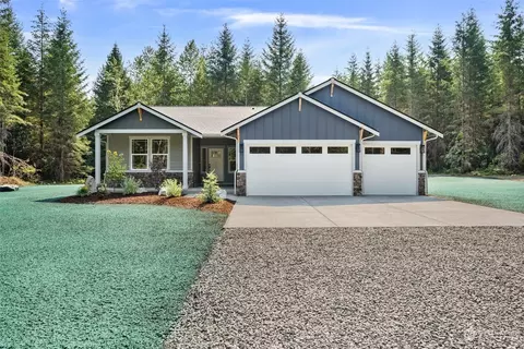 13848 Brenda Ln SE, Yelm, WA 98597