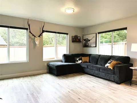 104 Oak St, Winlock, WA 98596 photo 5