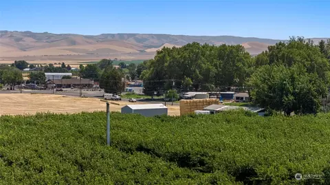 53751 Appleton Rd, Milton Freewater, OR 97862 photo 2