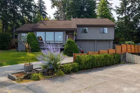 1100 W Racine St, Bellingham, WA 98229