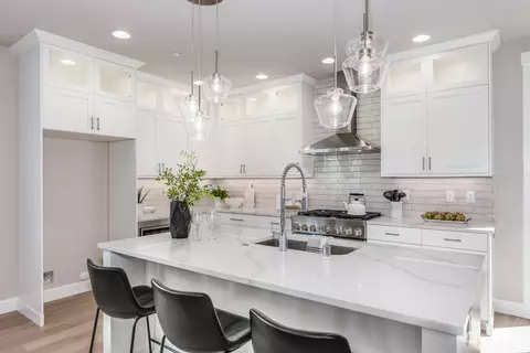 Kitchen - 20202 94th Dr NE, Bothell, WA 98011 photo 2 of 4