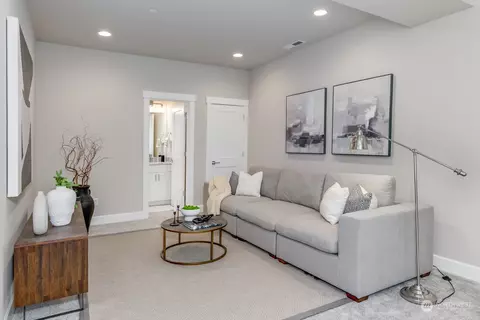Living - 20202 94th Dr NE, Bothell, WA 98011 photo 4 of 4
