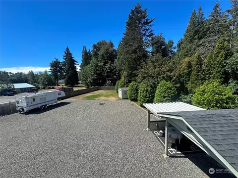 4990 Bay Rd, Blaine, WA 98230