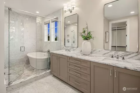 2240 38th Pl E, Seattle, WA 98112 photo 17