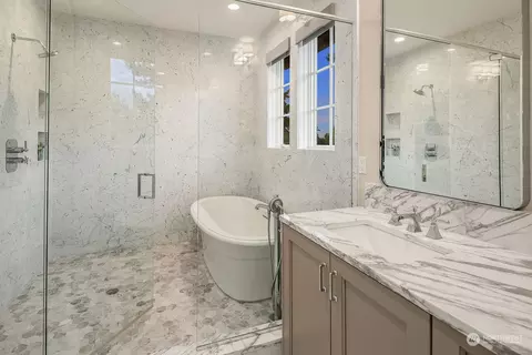 2240 38th Pl E, Seattle, WA 98112 photo 18