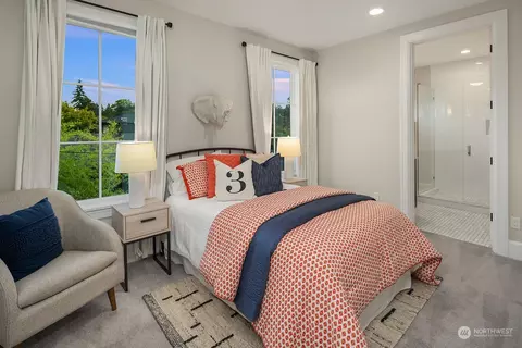 2240 38th Pl E, Seattle, WA 98112 photo 20