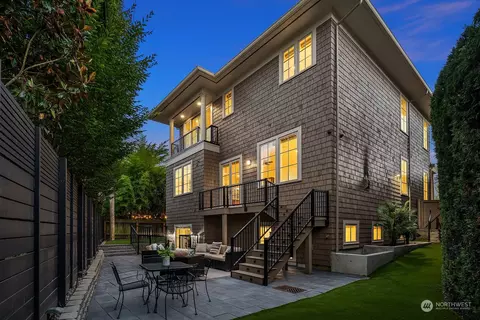 2240 38th Pl E, Seattle, WA 98112 photo 31