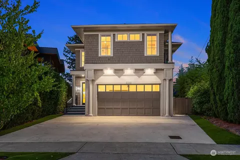 2240 38th Pl E, Seattle, WA 98112 photo 2