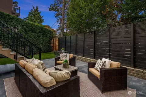 2240 38th Pl E, Seattle, WA 98112 photo 33