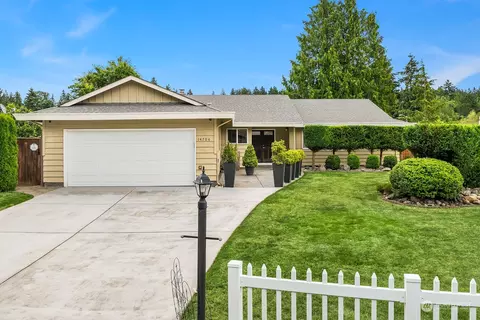 14704 111th Pl NE, Kirkland, WA 98034