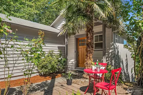 2454 SW Webster St, Seattle, WA 98106