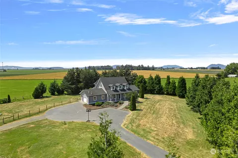6340 Chuckanut Dr, Bow, WA 98232
