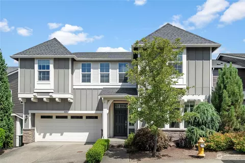 5626 NE 9th St, Renton, WA 98059