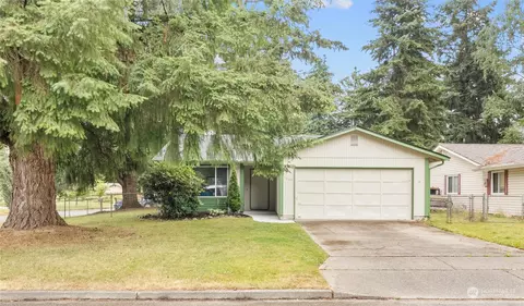 1903 Mccormick St NE, Olympia, WA 98506