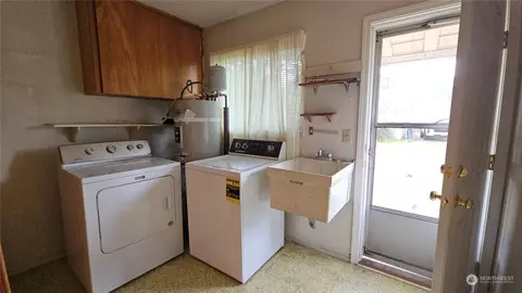 2325 State St, Everett, WA 98201 photo 22
