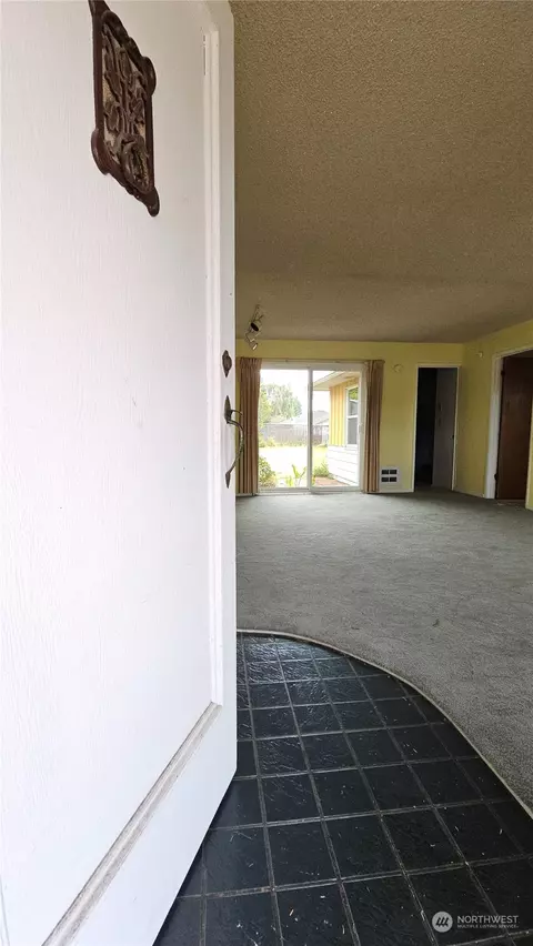 2325 State St, Everett, WA 98201 photo 3