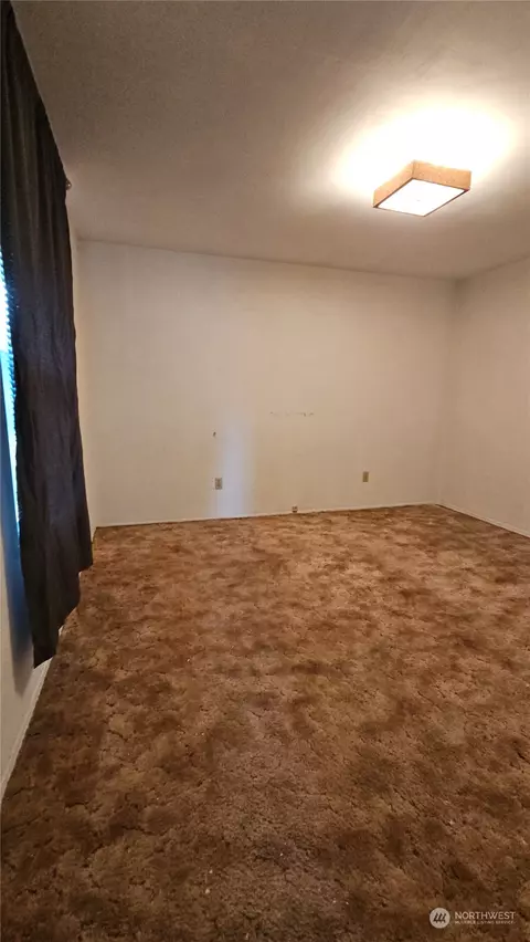 2325 State St, Everett, WA 98201 photo 8
