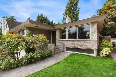 3209 27th Ave W, Seattle, WA 98199