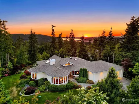 701 Racine St, Bellingham, WA 98229