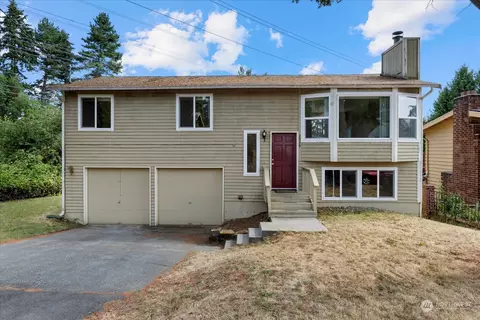 2539 203rd St NE, Shoreline, WA 98155