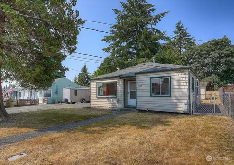 1008 S Hawthorne St, Tacoma, WA 98465