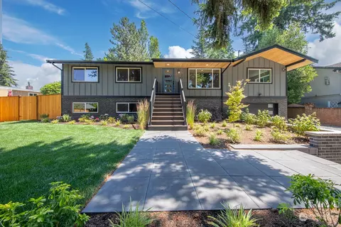 7909 199th St SW, Edmonds, WA 98026