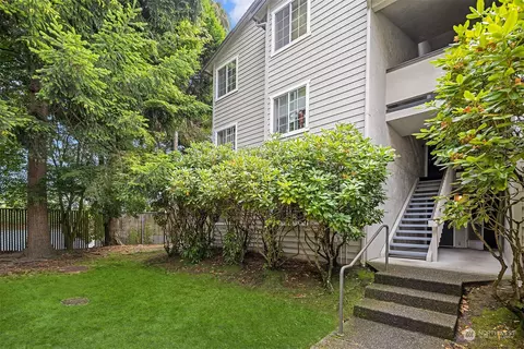 17624 1st Ave S #B103, Burien, WA 98148