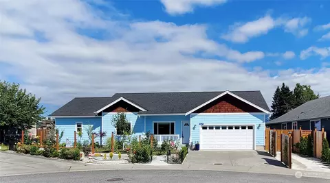 3625 Tundra Ct, Mount Vernon, WA 98273