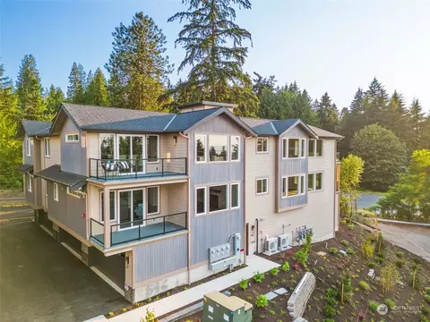 550 Paradise Ln #B301, Edmonds, WA 98020