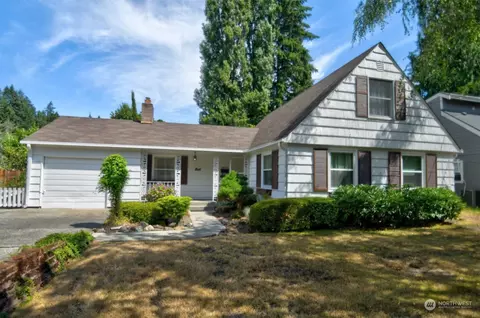 2424 Otis St SE, Olympia, WA 98501