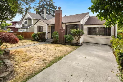 4423 S Willow St, Seattle, WA 98118