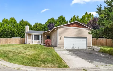 7101 Church Creek Cir NW, Stanwood, WA 98292