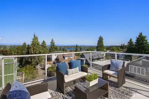 307 N 73rd St #5, Seattle, WA 98103