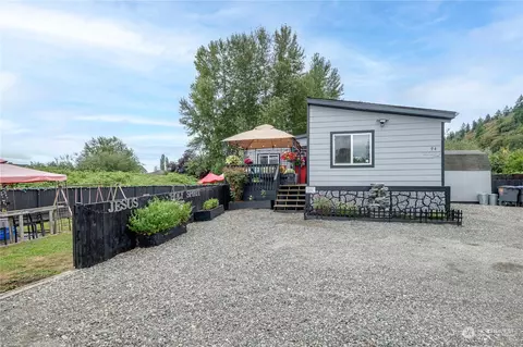 94 6th Ave N, Algona, WA 98001