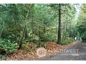6334 NE Balzow Rd, Suquamish, WA 98392
