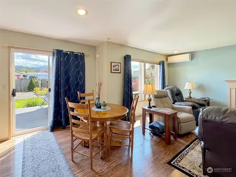 811 E Alder St, Sequim, WA 98382 photo 8