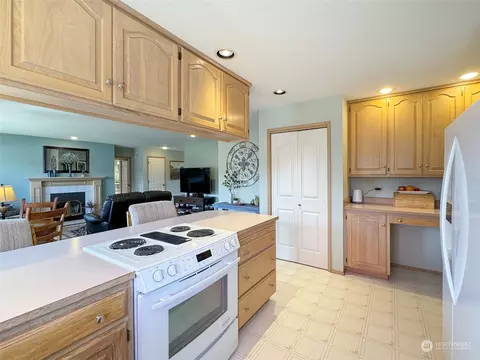811 E Alder St, Sequim, WA 98382 photo 14