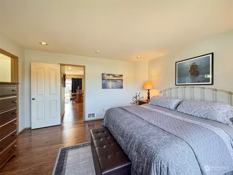 811 E Alder St, Sequim, WA 98382 photo 16