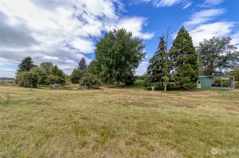 Exterior - 1925 Gray Lynn Dr, Walla Walla, WA 99362 photo 3 of 8