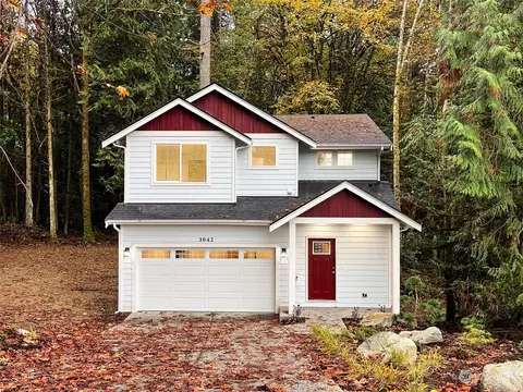 3042 Nevada Ave E, Port Orchard, WA 98366